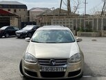 Volkswagen Jetta-8