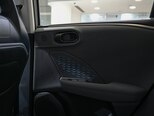 Lynk & Co 06-26