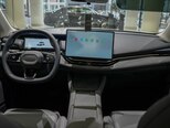 Lynk & Co 06-17