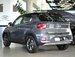 Hyundai Venue-6