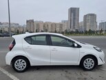 Toyota Aqua-6