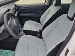 Toyota Aqua-9