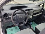 Toyota Aqua-8