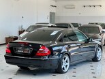 Mercedes E 240-13