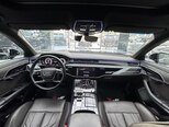 Audi A8-16
