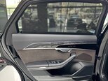 Audi A8-18