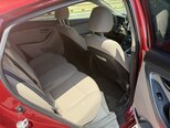 Hyundai Elantra-12