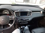 Kia Sorento-9