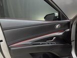 Hyundai Elantra-12