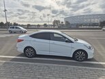Hyundai Accent-5