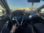 Hyundai Accent-3