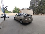 Toyota Prius-8