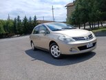 Nissan Tiida-20
