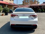 Hyundai Sonata-6
