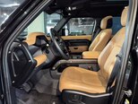 Land Rover Defender-7