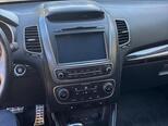Kia Sorento-13