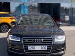 Audi A8-2