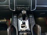 Porsche Cayenne Turbo S-9