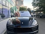 Porsche Cayenne Turbo S-1