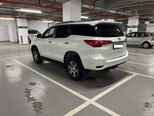 Toyota Fortuner-5