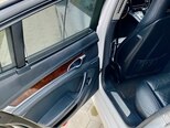 Porsche Panamera 4-16