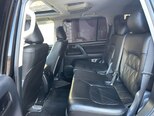 Toyota Land Cruiser-17