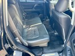 Toyota Land Cruiser-16