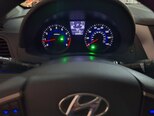 Hyundai Accent-14