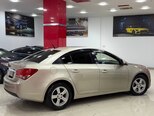 Chevrolet Cruze-12