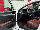 Kia K5-22
