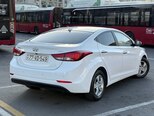 Hyundai Avante-5