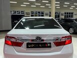 Toyota Camry-11