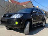Toyota Fortuner-2
