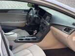 Hyundai Sonata-10