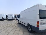 Ford Transit-8