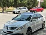 Hyundai Sonata-2