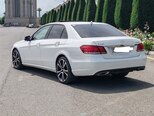 Mercedes E 220 d-4