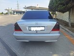 Mercedes C 220 d-2