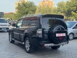 Mitsubishi Pajero-7