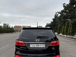 Hyundai Grand Santa Fe-6
