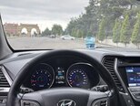 Hyundai Grand Santa Fe-11