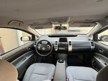 Toyota Prius-17