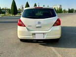 Nissan Tiida-2