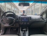 Kia Forte-10