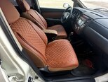 Nissan Tiida-13