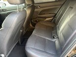 Hyundai Elantra-17
