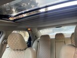 Chrysler 300C-8
