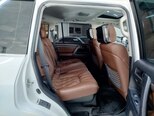 Toyota Land Cruiser-13
