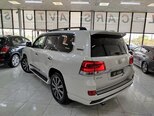 Toyota Land Cruiser-10