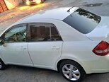 Nissan Tiida-2